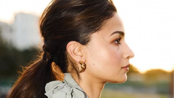 Alia Bhatt s Dewy Makeup Guide