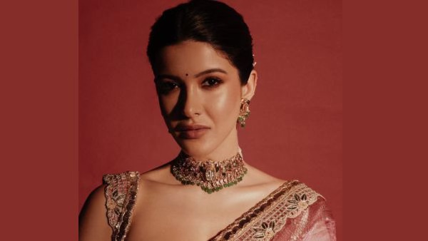 Makeup Looks For Chaitra Navratri