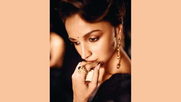 Bollywood Inspired Eye Makeup Bollywood Inspired Eye Makeup