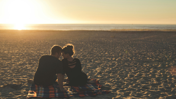 The 4 Stages Of Modern Dating