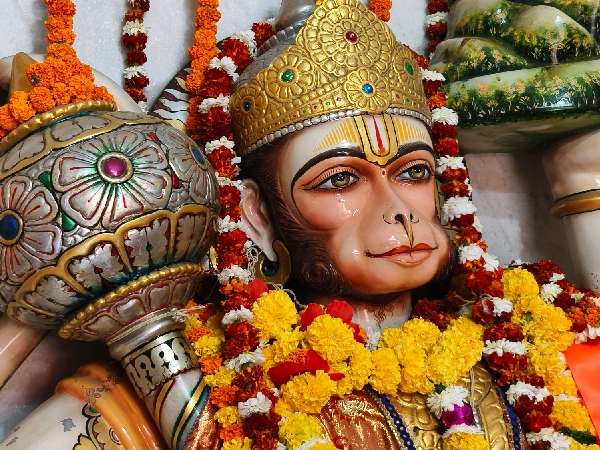 Benefits Of Hanuman Chalisa Kavach
