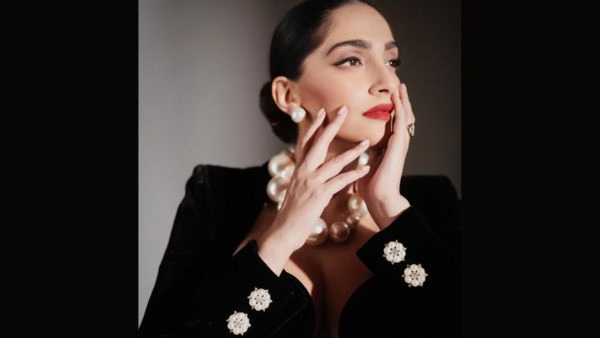 Vibrant Lipsticks Guide