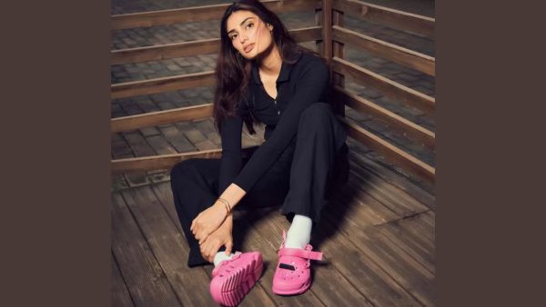 Tips To Rock Bright Colours