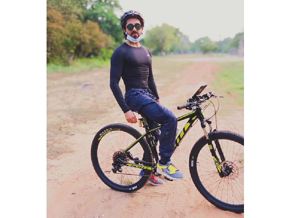 Indian Celebrities Who Love Cycling