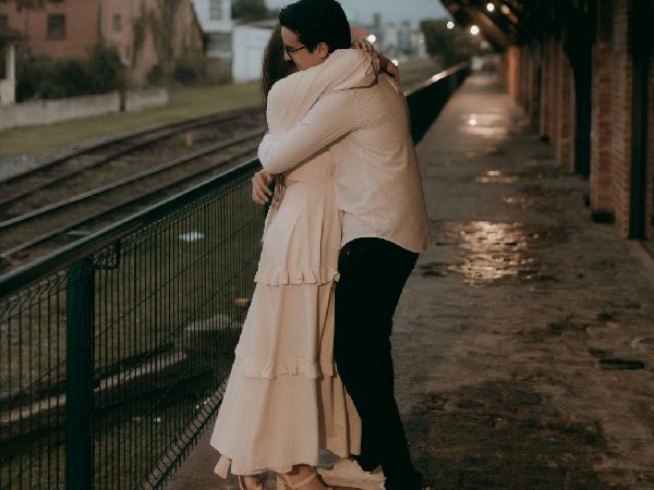 Virushka Teary-Eyed Hug At IPL Virushka Teary-Eyed Hug At IPL