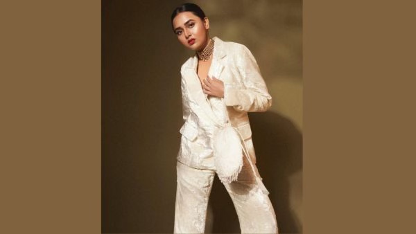 Tejasswi Prakash s Stylish Outfits