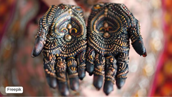 Mehendi Designs For Eid