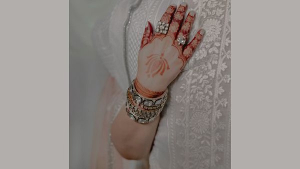 Hina Khan s Bridal Mehendi