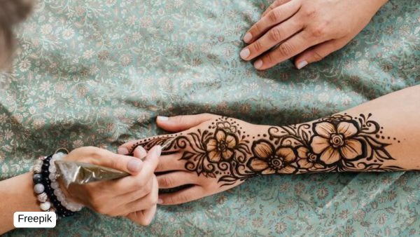 Mehendi Designs For Eid