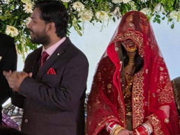 Khan Sir s Wife And Her Wedding Veil