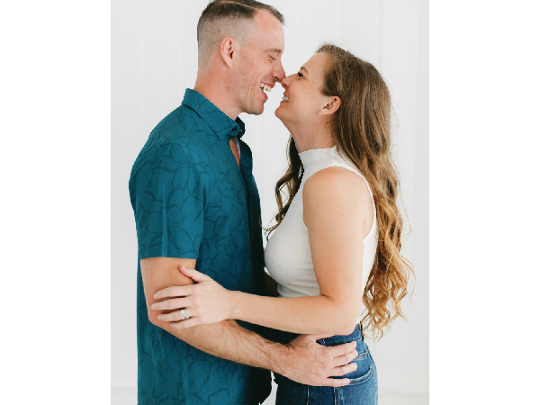 Virushka Teary-Eyed Hug At IPL Virushka Teary-Eyed Hug At IPL