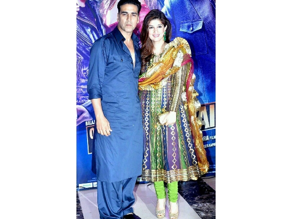 Couple Outfit Ideas For Hariyali Teej Couple Outfit Ideas For Hariyali Teej