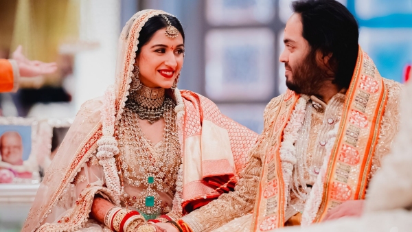 This Indian Wedding Blessed By The Country s Most Respected Spiritual Leaders This Indian Wedding Blessed By The Country s Most Respected Spiritual Leaders