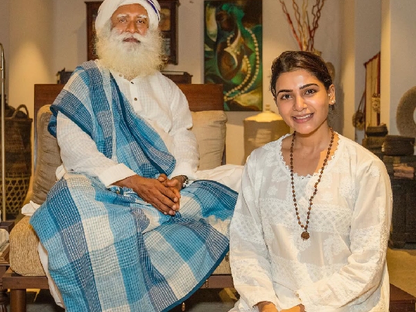 Spiritual Gurus Guiding India s Icons