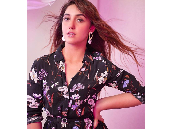 Ashnoor Kaur s Floral Outfits