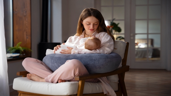 Can You Donate Breast Milk Here s How To Help NICU Babies And Moms In Need Can You Donate Breast Milk Here s How To Help NICU Babies And Moms In Need