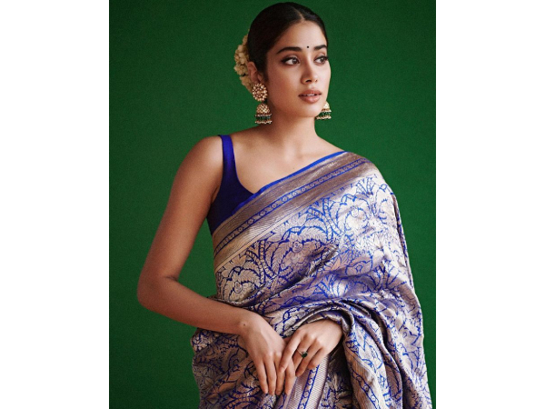 Handloom Sarees Worn by Celebs