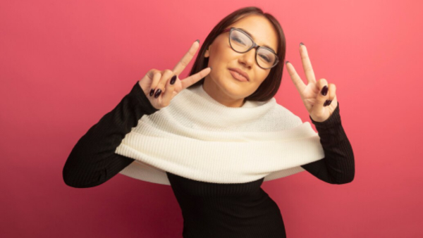 Love Bite On Your Neck Quick Beauty Fashion Hacks To Hide It Before Parents Or Colleagues Notice Anything Love Bite On Your Neck Quick Beauty Fashion Hacks To Hide It Before Parents Or Colleagues Notice Anything