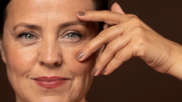 Should You Wait For Wrinkles Or Start Now This Is Right Age To Use Anti-Aging Cream For Long-Lasting Results