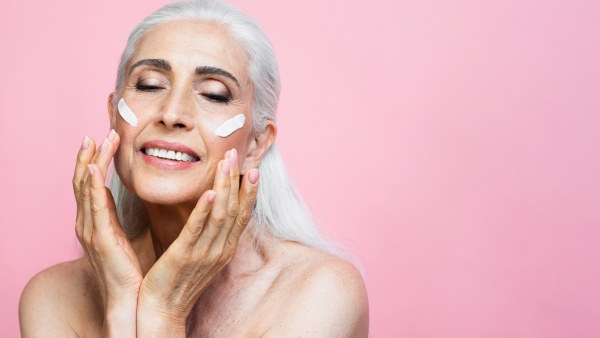 Should You Wait For Wrinkles Or Start Now This Is Right Age To Use Anti-Aging Cream For Long-Lasting Results