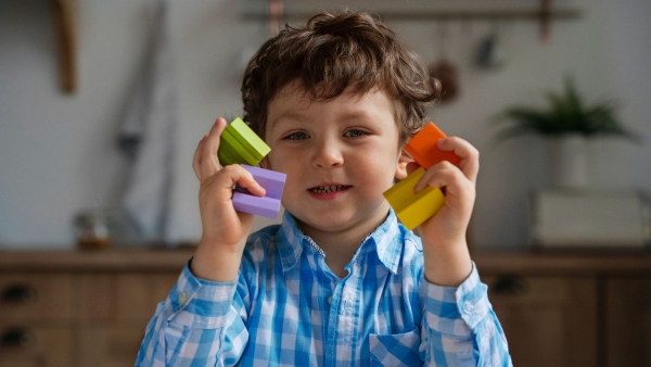 Is Your Toddler Showing Autism Signs Expert Urges Parents To Spot These Symptoms Before Age Three