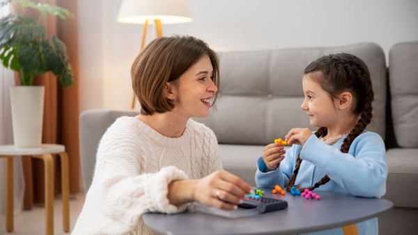 Is Your Toddler Showing Autism Signs Expert Urges Parents To Spot These Symptoms Before Age Three