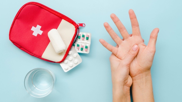 Someone Faints Here s What To Do