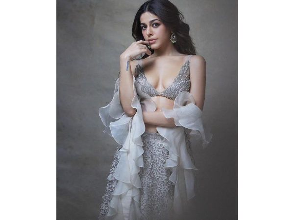 Dhanteras Celebrity Gold Silver Looks