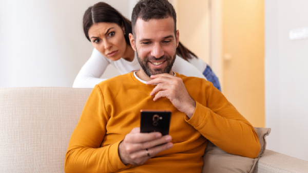 Twinkle Khanna Sparks Infidelity Debate