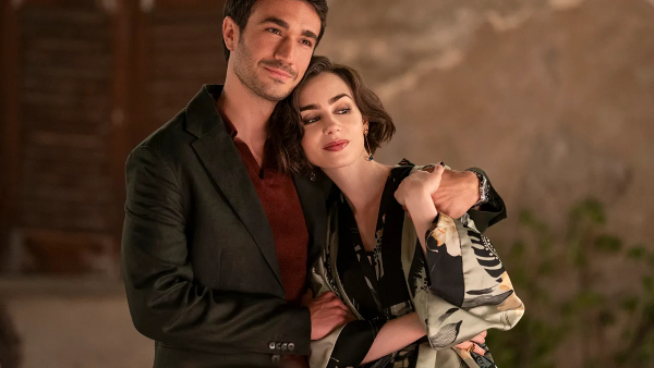 Emily-in-paris Emily-in-paris