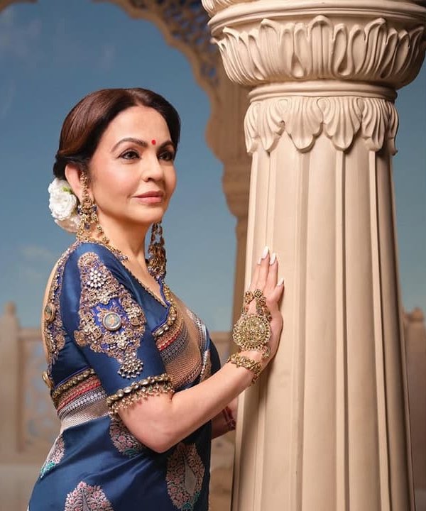 Nita-Ambani-Swadesh-look