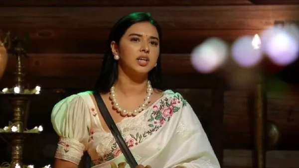 Bigg Boss Tanya Mittal s Viral Blouses