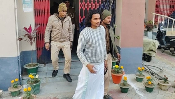 Kathavachak-arrested