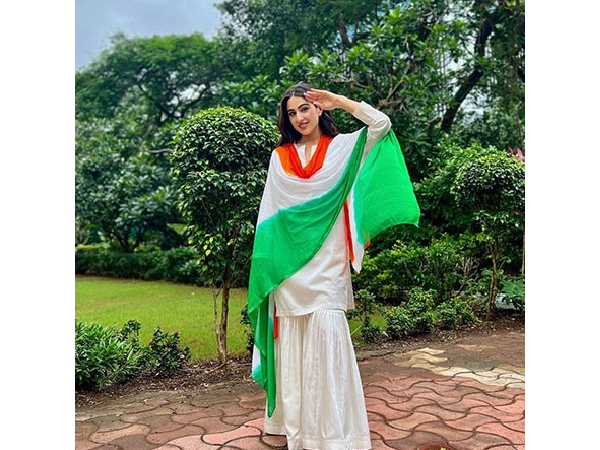 7 Colour-Smart Republic Day Outfits