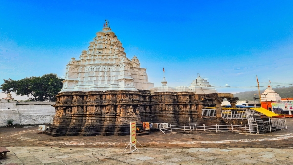Aundha Nagnath Temple Aundha Nagnath Temple