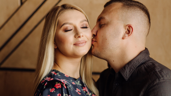 What Your Kiss Reveals What Your Kiss Reveals