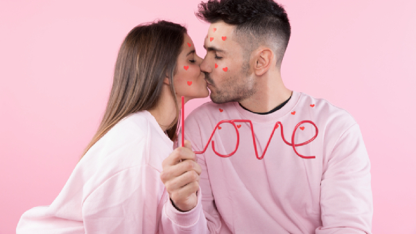 Spread Love With Kiss Day Wishes