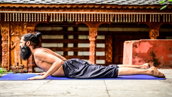 cobra-pose-Grand-Master-Akshar