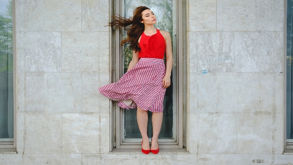 colour-contrast-dress