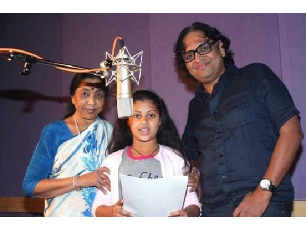 Asha Bhosle Family Tree Explained