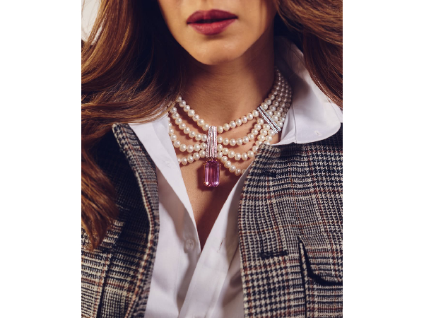 Kriti Sanon s Officewear Look