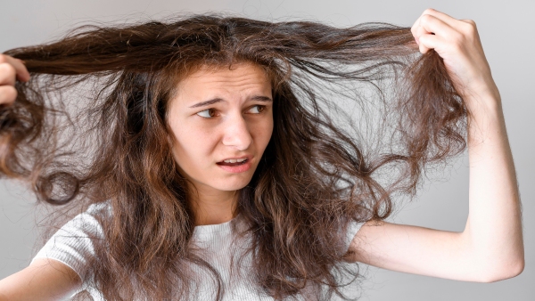 frizzy-hair-hacks