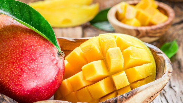 how-to-eat-mangoes-smartly