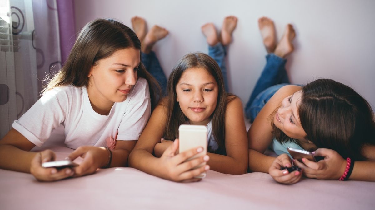 Raising Emotionally Intelligent Kids in the Age of Social Media, Expert Insights