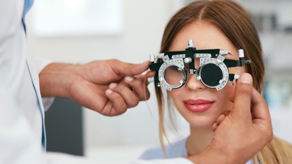 eye-exam-and-dementia