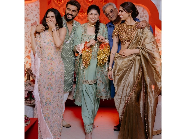 Kapoor Ladies Monsoon Wedding Looks Kapoor Ladies Monsoon Wedding Looks