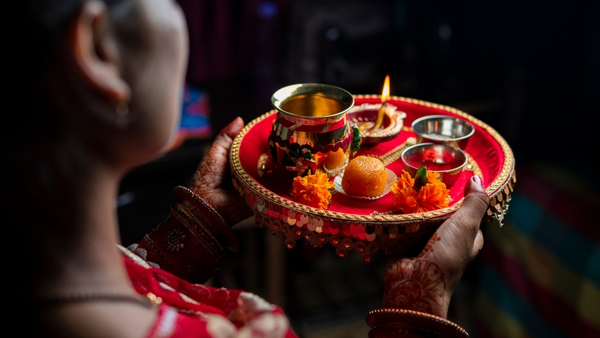 Karwa-Chauth-pooja-thali Karwa-Chauth-pooja-thali