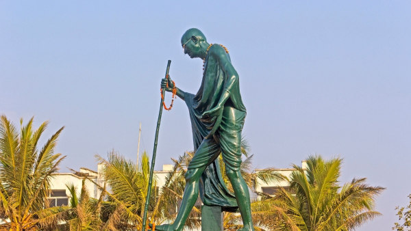 Lessons-to-learn-from-Gandhi
