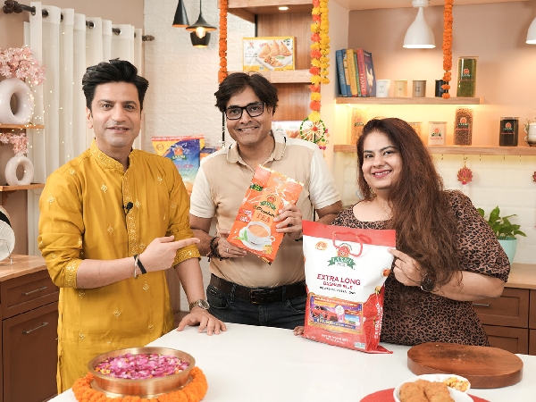 Laxmi Brings Back Diwali Delights Laxmi Brings Back Diwali Delights