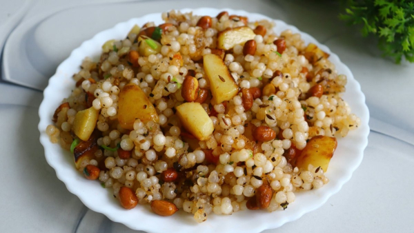sabudana-khichdi sabudana-khichdi